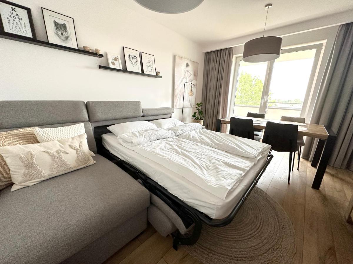 Zlota Nowa Huta Apartment Krakow Bagian luar foto